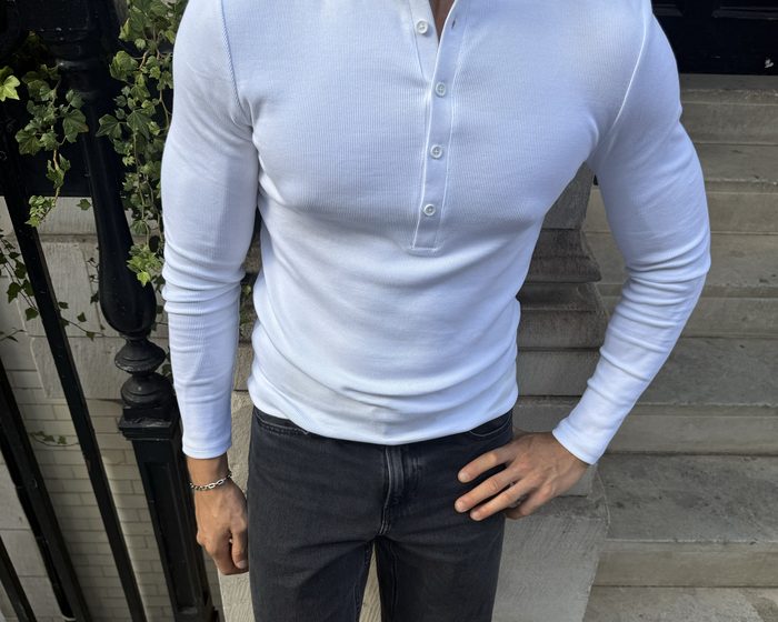 Zaki out in London